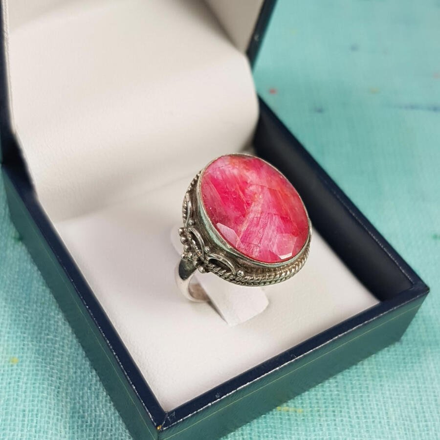 Anillo en plata 925 con Raíz de Rubí