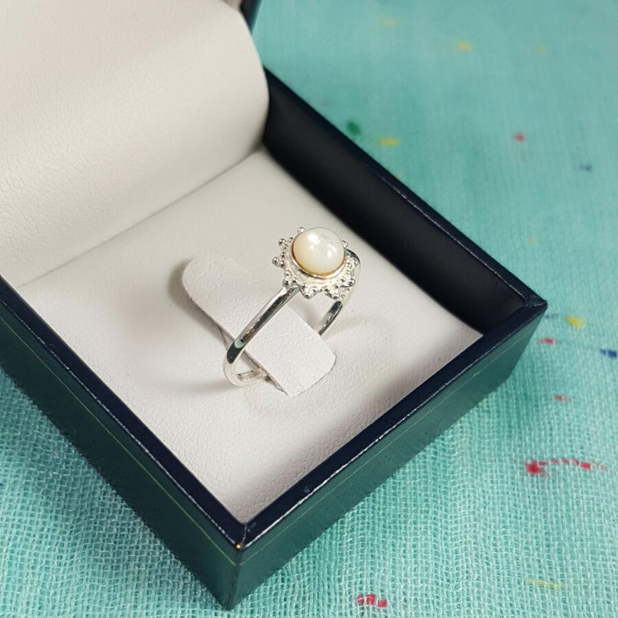 Anillo en plata 925 con Nácar
