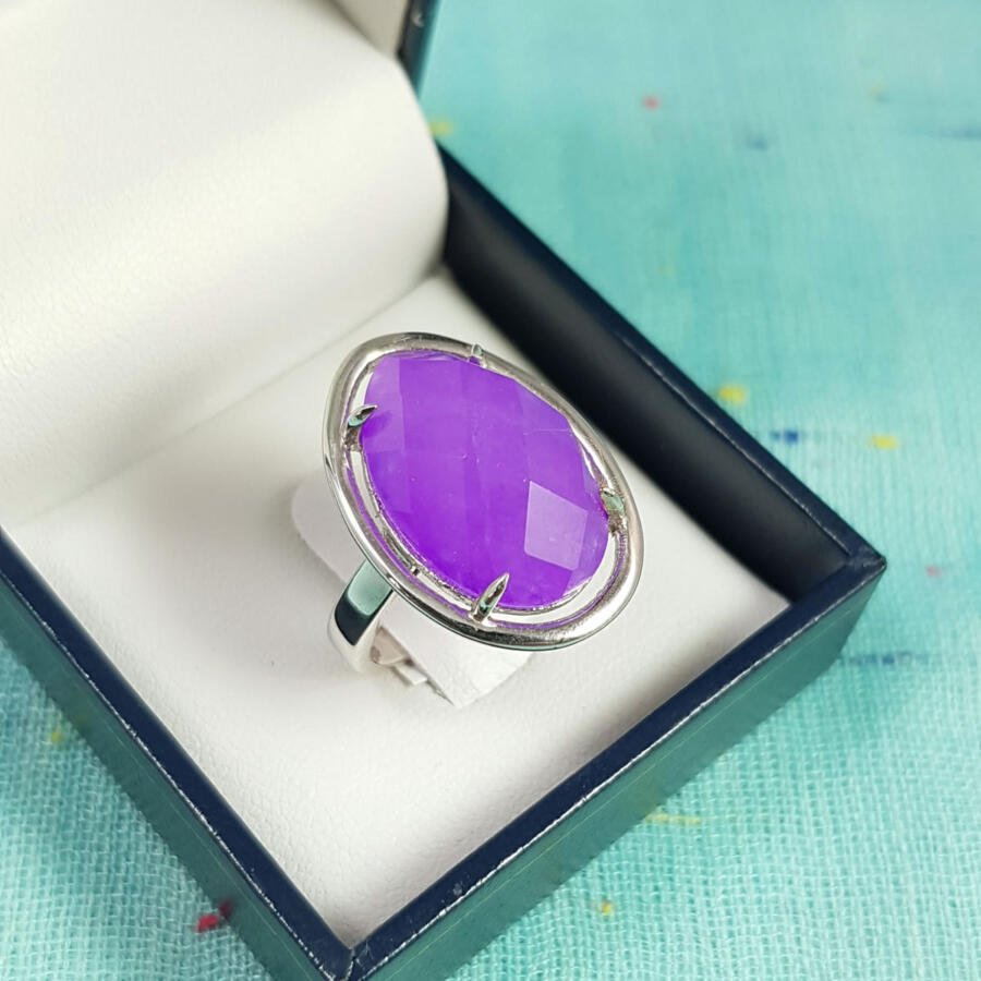 Anillo en plata 925 con Cuarzo lila