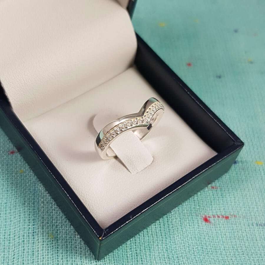 Anillo en plata 925 con Zirconias - Valentino