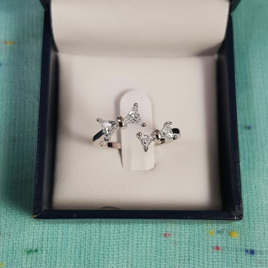 Anillo en plata 925 con Zirconias - Moños - Imagen 2