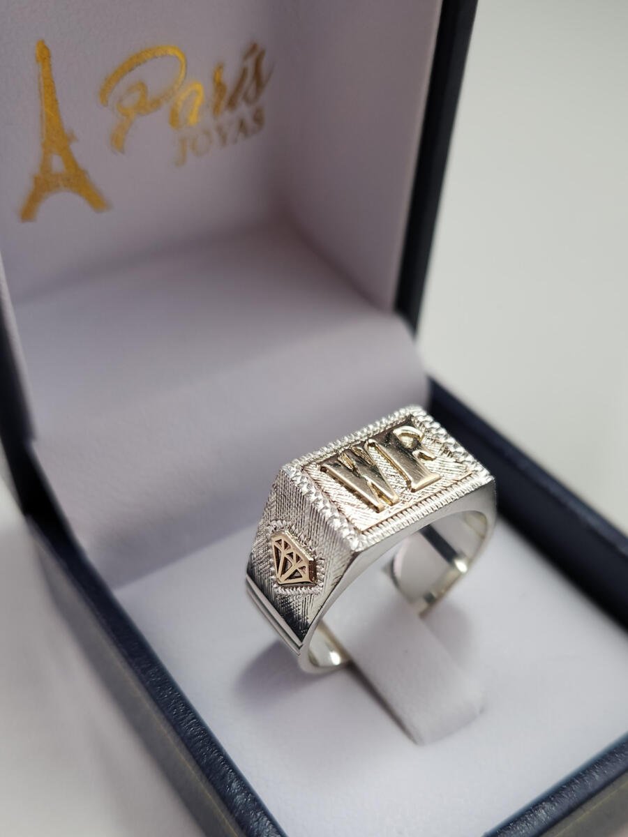 Anillo sello ‘Iniciales Eternas’ — Classic, Premium & Royal - Imagen 13