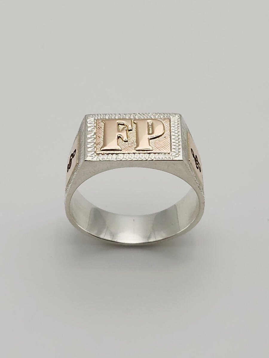 Anillo sello ‘Iniciales Eternas’ — Classic, Premium & Royal - Imagen 6