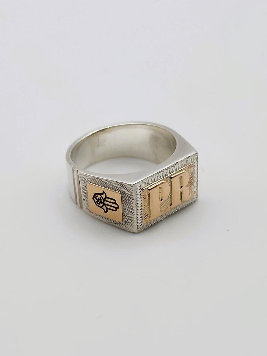 Anillo sello ‘Iniciales Eternas’ — Classic, Premium & Royal - Imagen 8