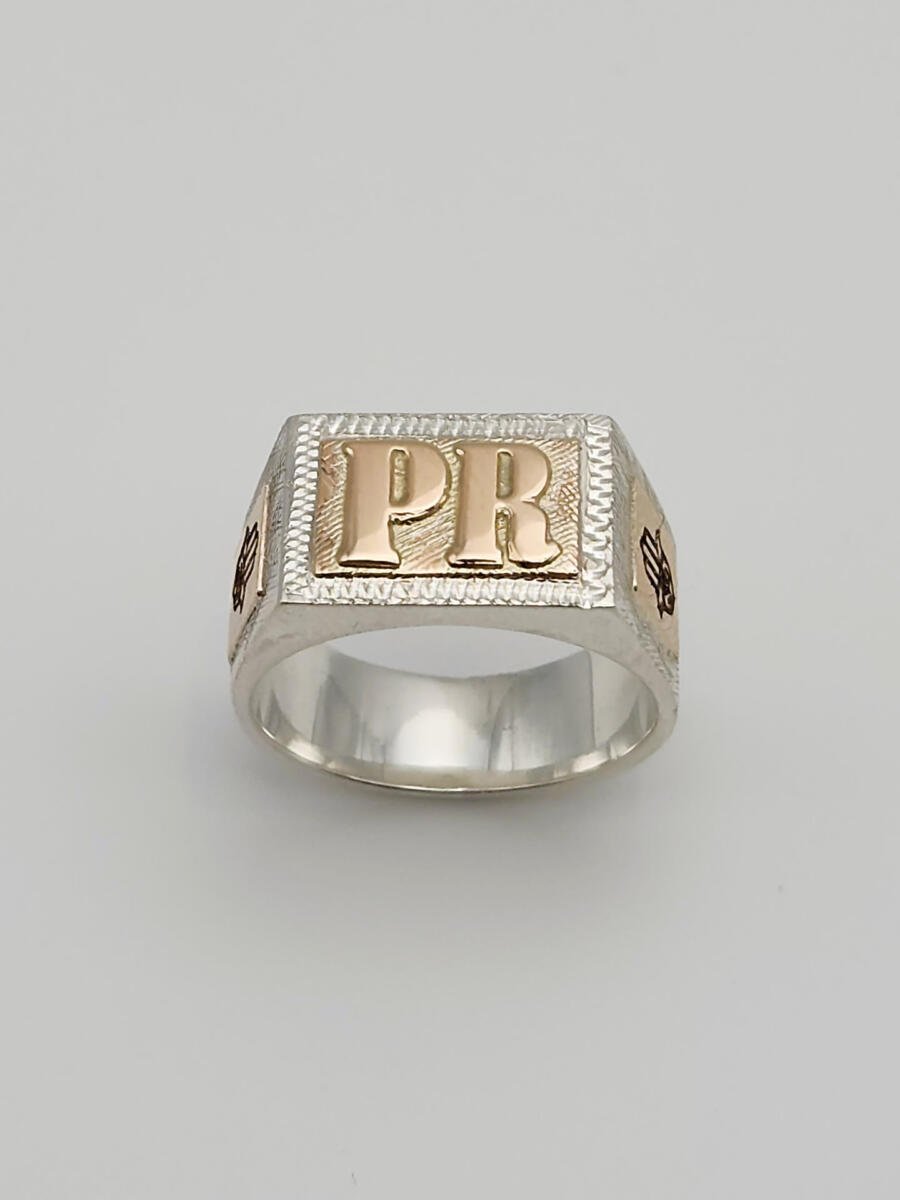 Anillo sello ‘Iniciales Eternas’ — Classic, Premium & Royal - Imagen 10