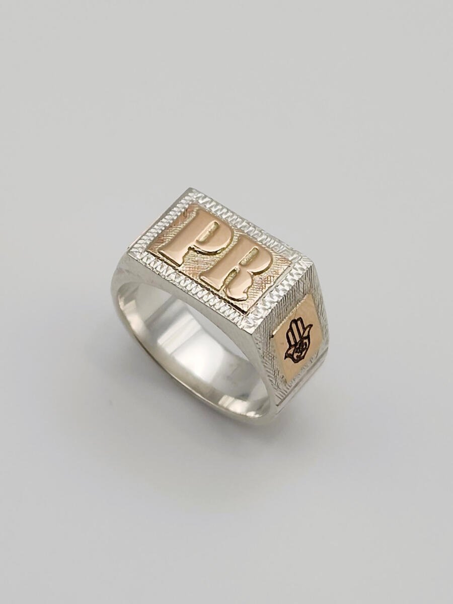 Anillo sello ‘Iniciales Eternas’ — Classic, Premium & Royal - Imagen 11