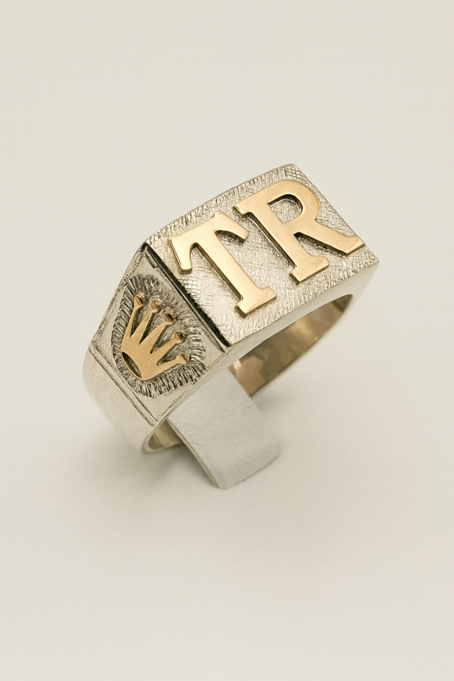 Anillo sello ‘Iniciales Eternas’ Classic – 10 x 14 mm - Imagen 3