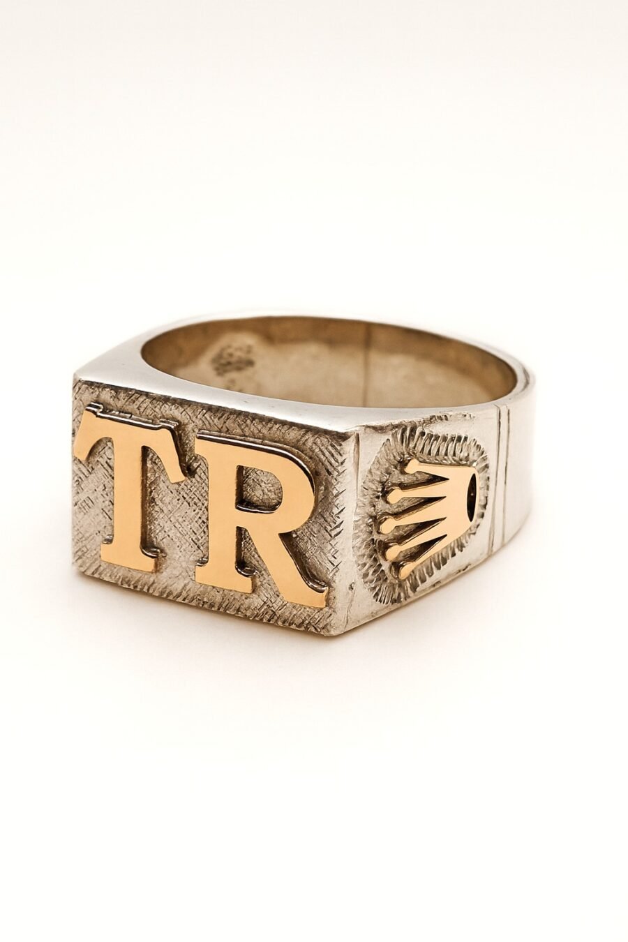 Anillo sello ‘Iniciales Eternas’ Classic – 10 x 14 mm