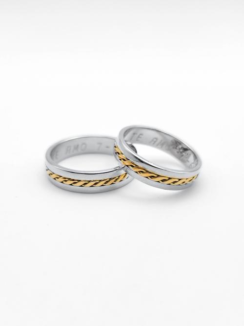 Par de alianzas en oro blanco 18K con trenza en oro amarillo 18K