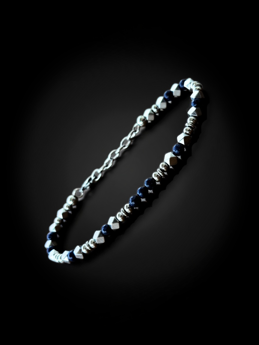 Pulsera AYNI de piedras azules y acero